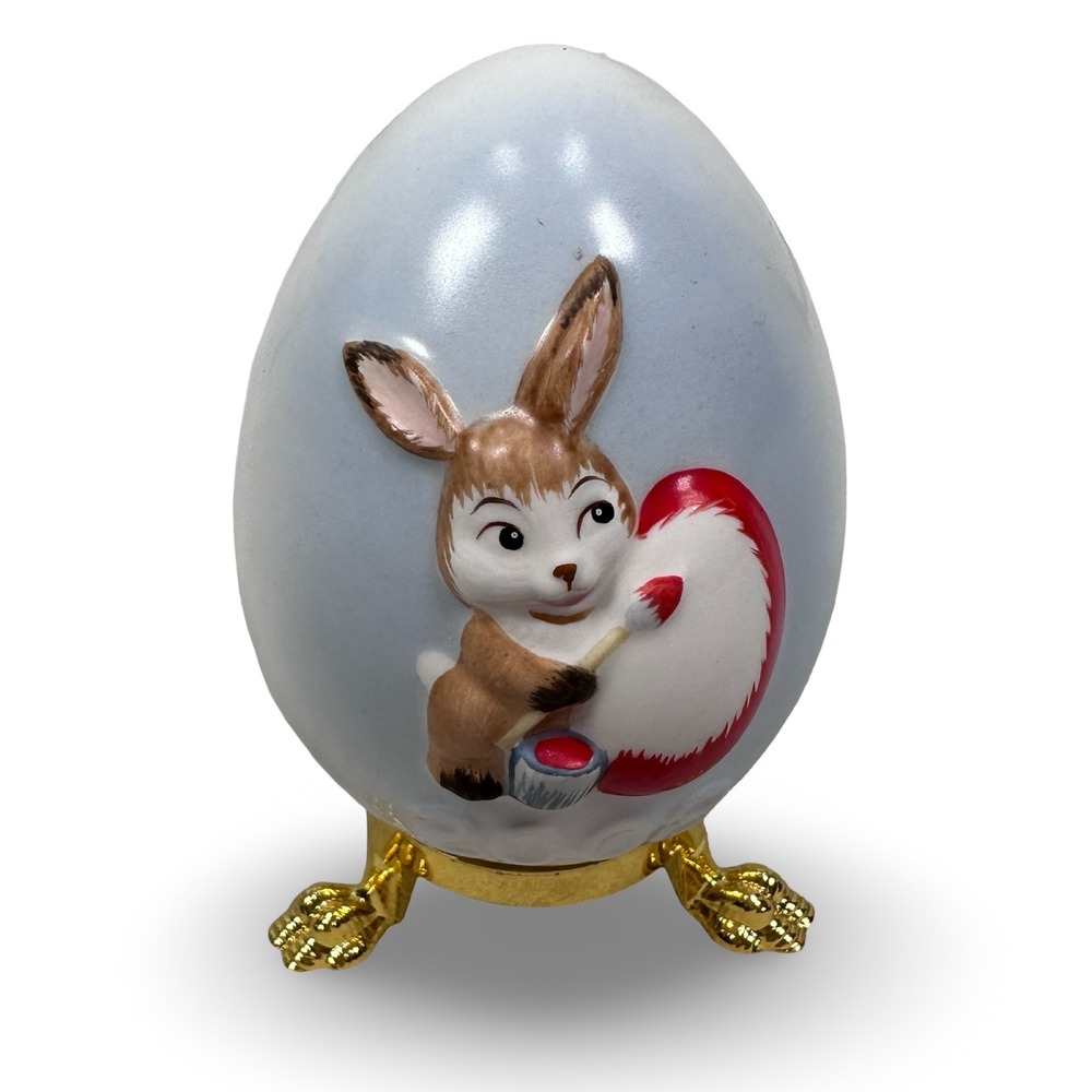 Goebel 2008 Easter Egg Figurine Bunny Painting‎ Red White Egg with Gold Stand